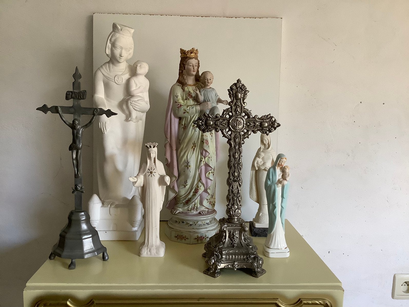 5 Maria beelden & 2 Jezus kruisen, Antiek en Kunst, Antiek | Religieuze voorwerpen, Ophalen