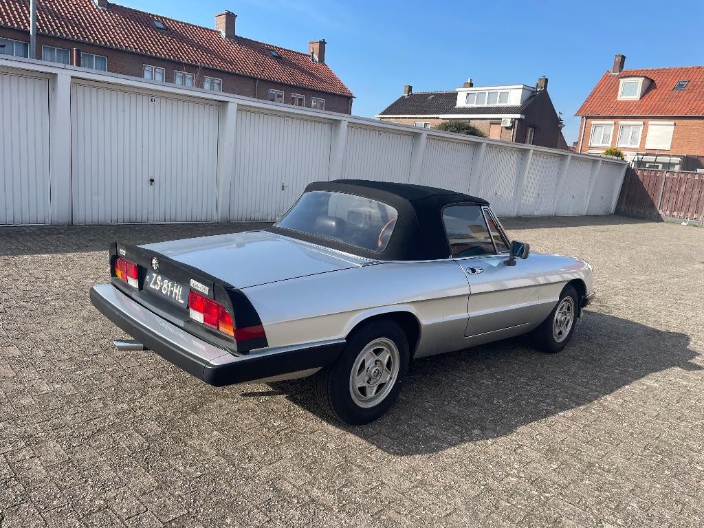 Alfa Romeo spider 2.0  U S A  cabriolet, Auto's, Voorwielaandrijving, Zwart, 4 cilinders, Cabriolet