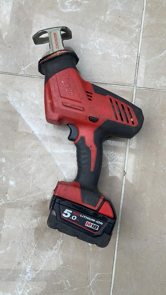 Milwaukee M18 sabelzaag, Ophalen of Verzenden, Gebruikt