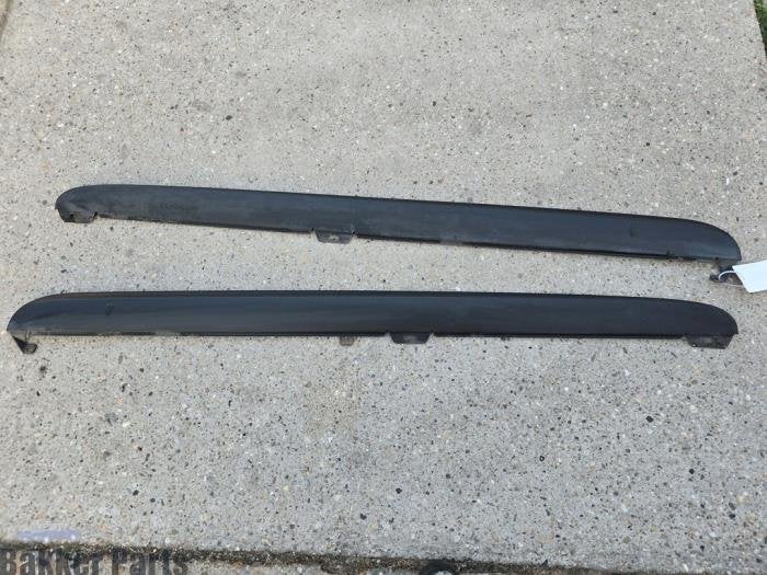 Ensemble marche pied d'un Volkswagen Golf (A9W), Autos : Pièces & Accessoires, -, Volkswagen, -, 3 mois de garantie