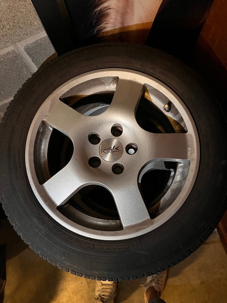 4 pneus hiver sur jante Alu 185/60R15, Autos : Pièces & Accessoires, 15 pouces, Pneus hiver, Véhicule de tourisme, 185 mm