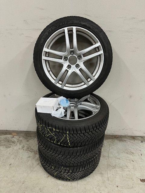 Winterset Mercedes A-Klasse Dunlop Winter 225/45 R18, Ophalen, 18 inch, Gebruikt, -