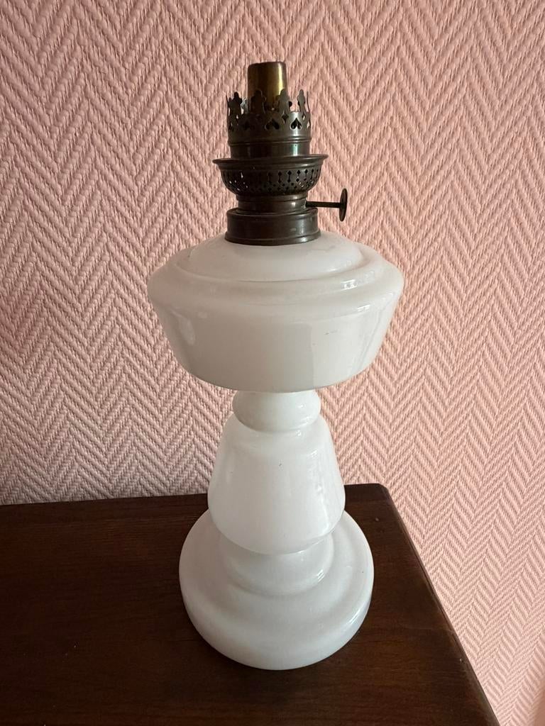 Lampe pétrole • opaline vintage décoration, Enlèvement