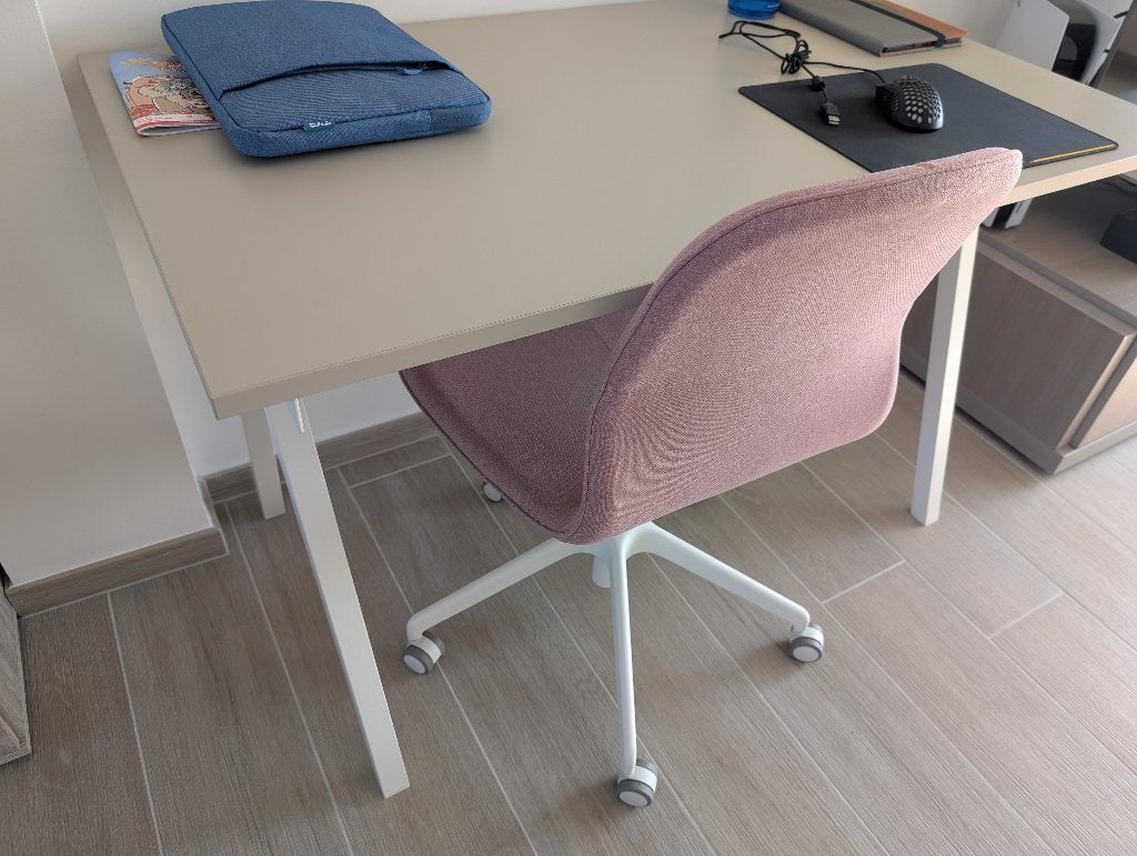 2 bureaus en bureaustoel (Ikea), Maison & Meubles, Autres types, 120 cm, Autres matériaux, Comme neuf