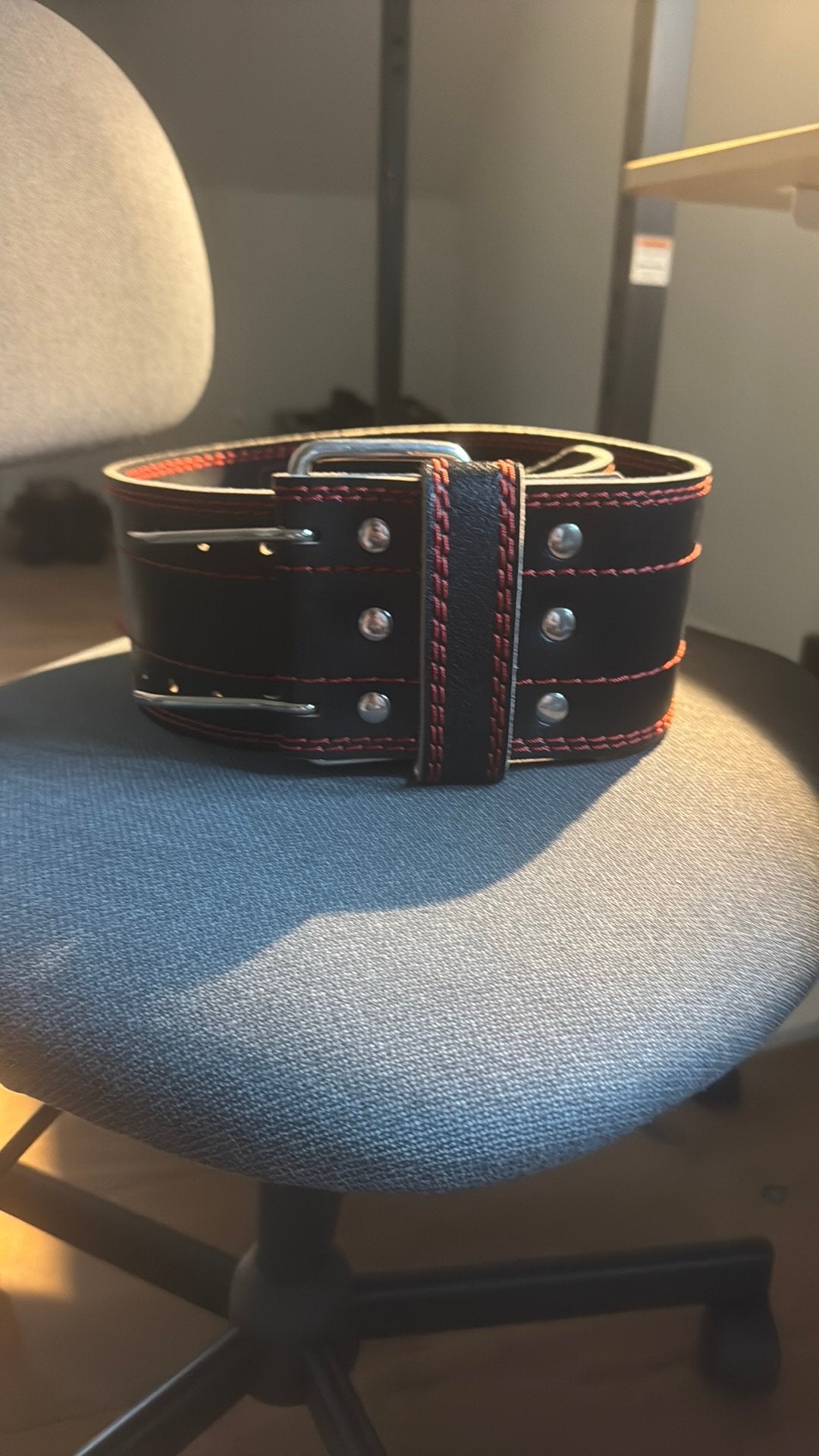 Fitness belt / weight lifting Belt size L leather, Ophalen, Zo goed als nieuw