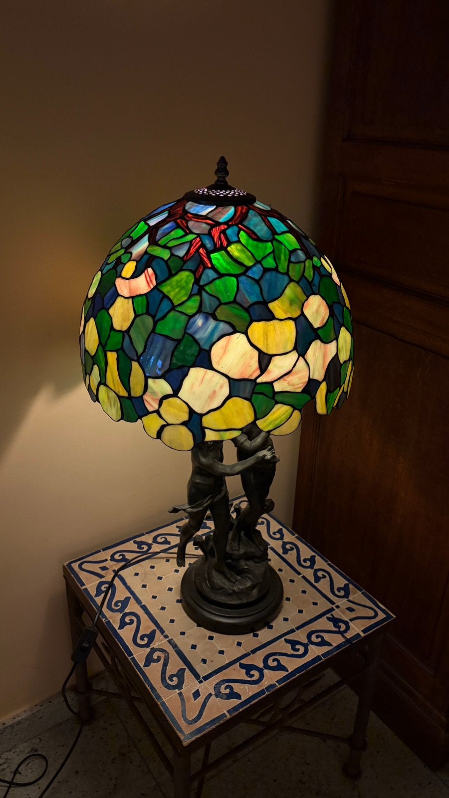 Tiffany Stijl Lamp - Franse Beeldhouwlamp 'La Source', Ophalen, Tiffany lamp, Meerkleurig, E27 (groot)