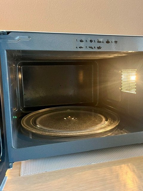 Micro-ondes Moulinex, Electroménager, Micro-ondes, Enlèvement, Utilisé, 45 à 60 cm, Micro-ondes