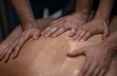 4 handen massage aan huis, Contacten en Berichten