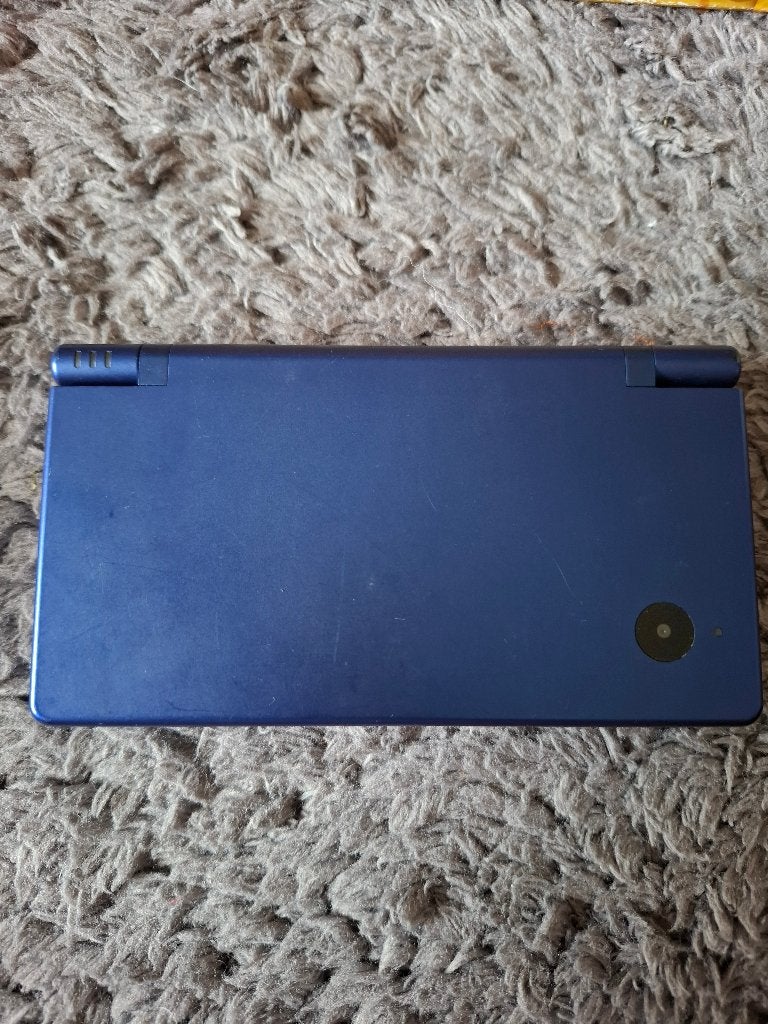 Nintendo dsi mettalic blue, Consoles de jeu & Jeux vidéo, Enlèvement ou Envoi, Comme neuf, Autres couleurs, Dsi