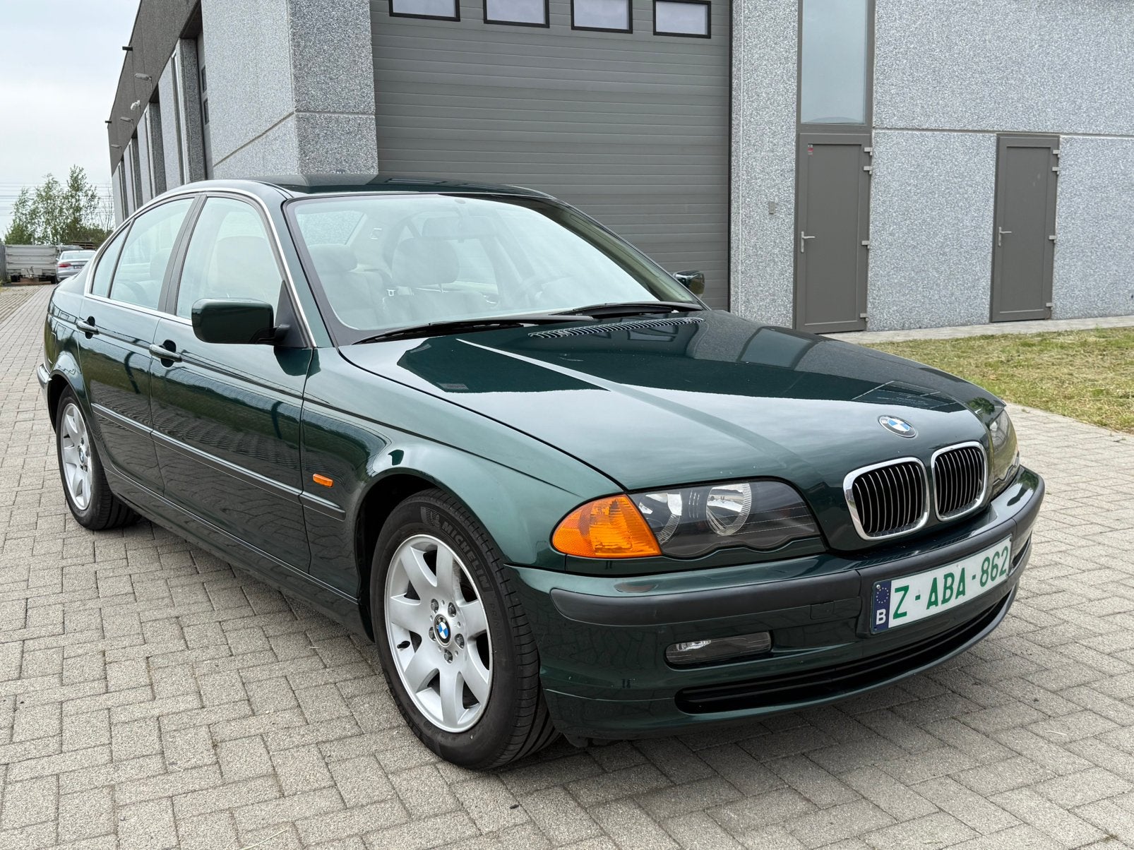 BMW 323i - Bj 1998 - slecht 156.000 km 6 Cilinder -, Auto's, BMW, Bedrijf, Te koop, 3 Reeks, Benzine, Euro 3, Automaat, Ophalen