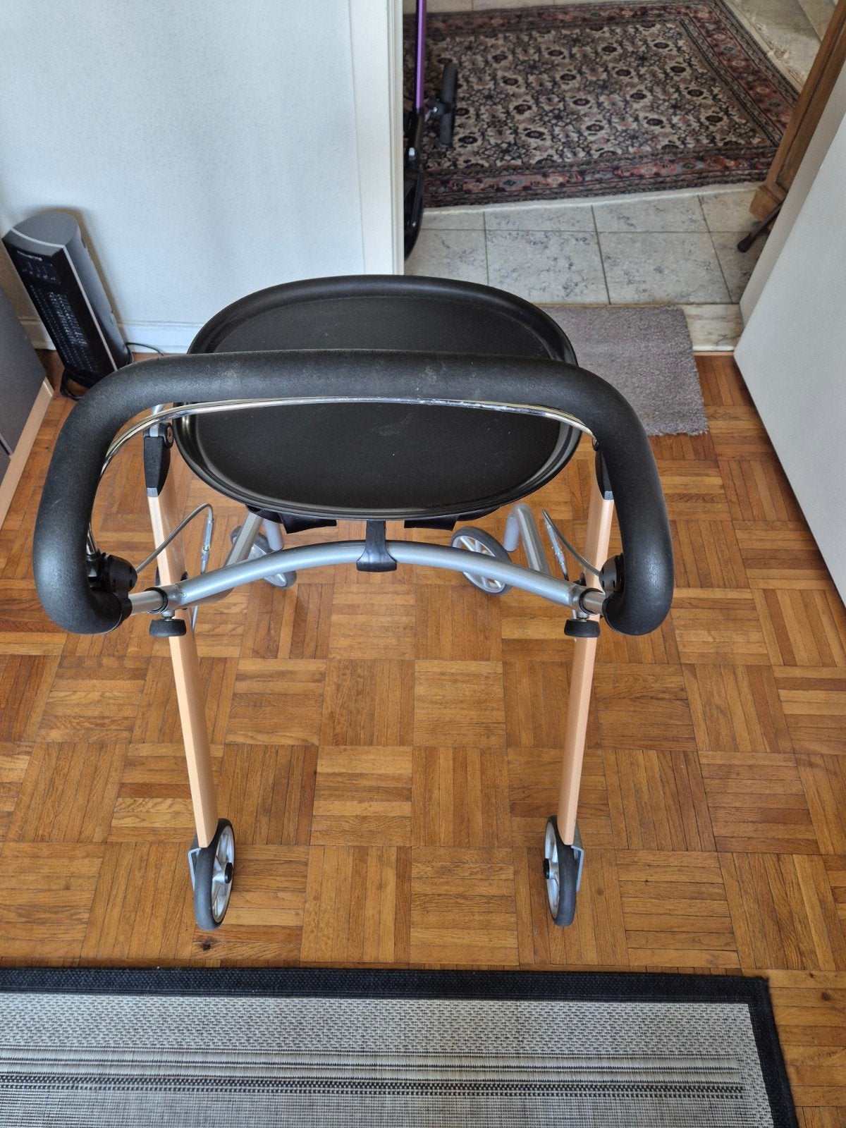Indoor Rollator, Diversen, Ophalen of Verzenden, Lichtgewicht