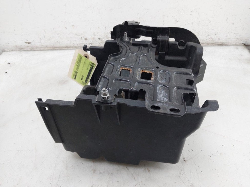 BAC A BATTERIE Ford Fiesta 6 (JA8) (|1782481|C1BT10723AB|), Henry-Ford-Straße  1
50735  Köln, DE, Ford-Werke GmbH, Kunden@ford.com