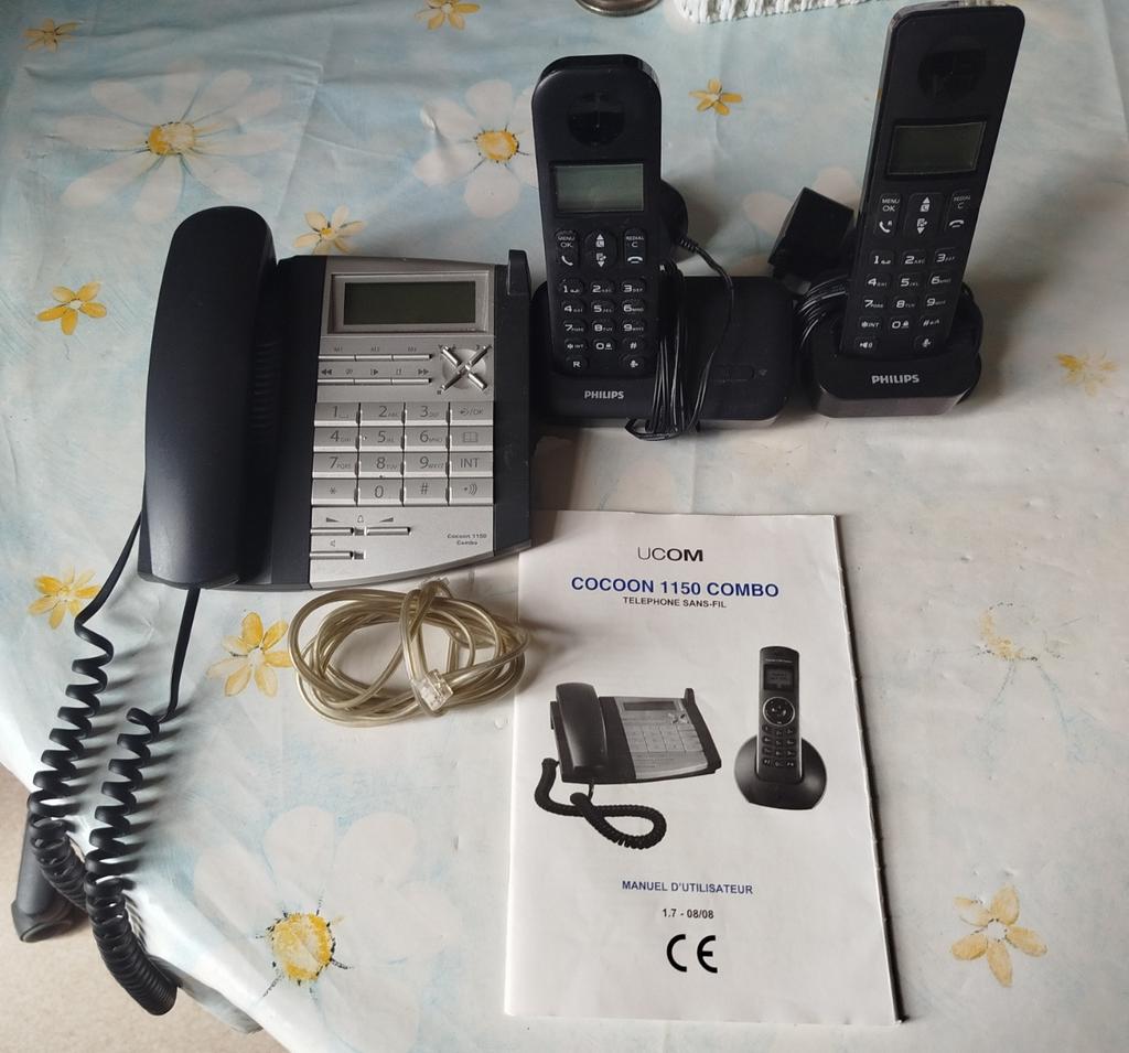 Combo téléphone fixe avec 2 téléphones sans fil., Télécoms, Enlèvement ou Envoi, Comme neuf, 3 combinés, À Faible Émission d'Ondes