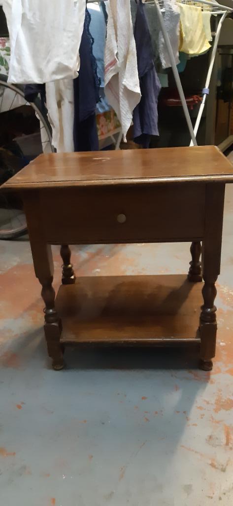 table de nuit, Enlèvement