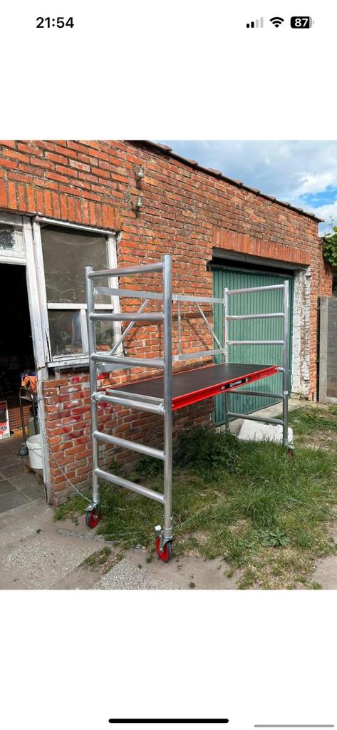 Stelling kamerSteiger te huur, Ophalen, Zo goed als nieuw