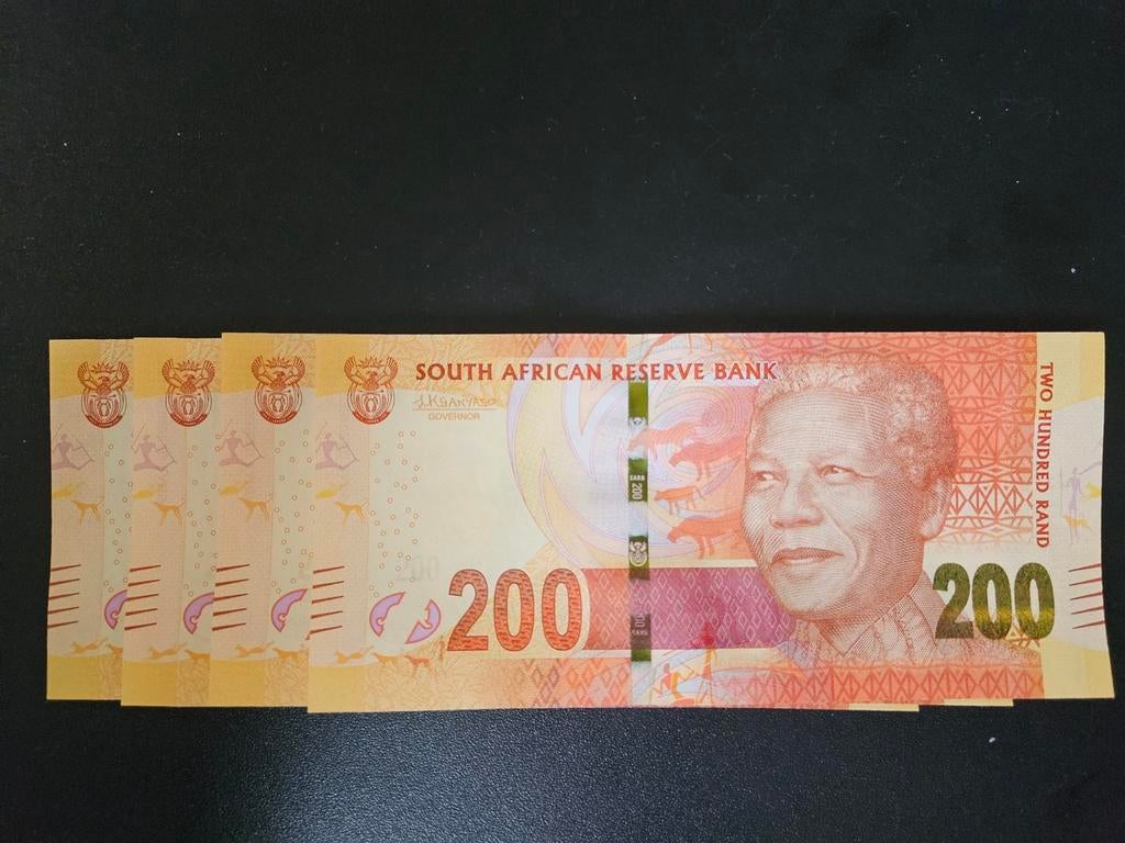 Zuid-Afrika 142b 2013-16 UNC 4 x 200 rand opvolgende nrs., Postzegels en Munten, Ophalen of Verzenden, Zuid-Afrika, Setje