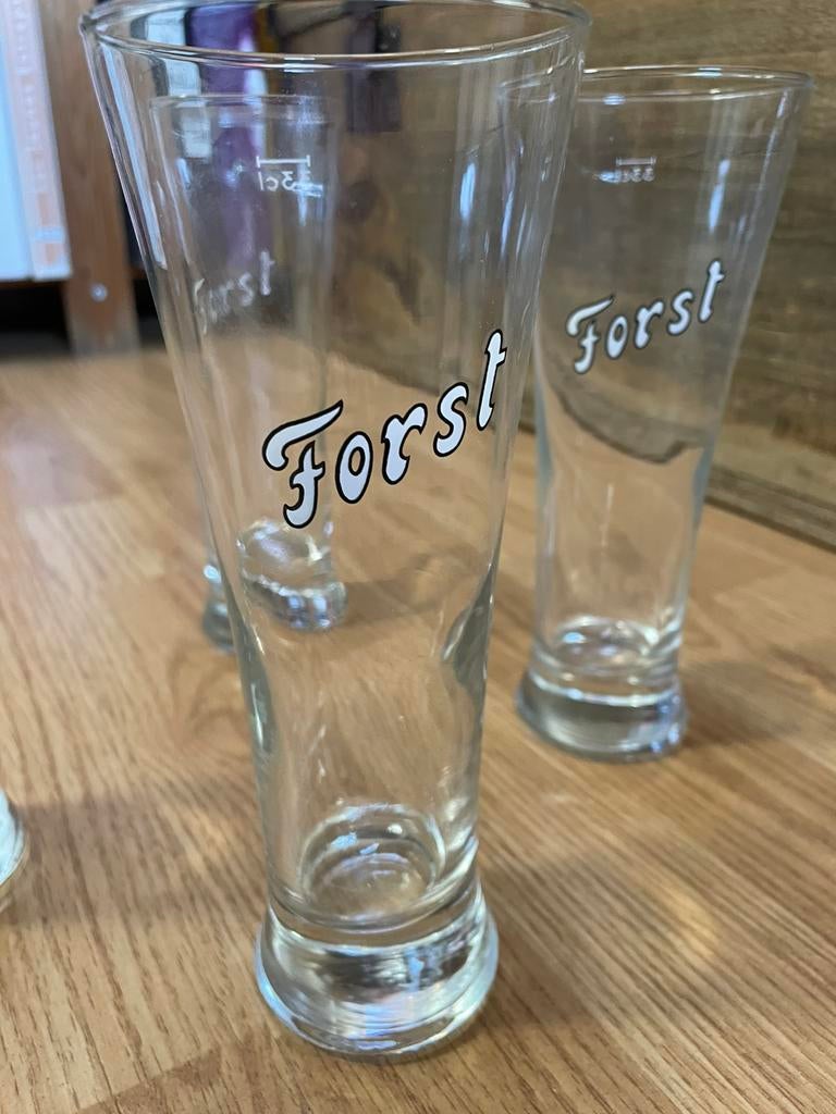 4 verres de la brasserie Forst….faire une offre, Enlèvement ou Envoi, Comme neuf