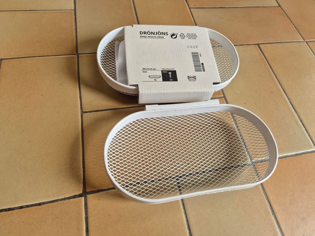 Twee nieuwe zeephouders van IKEA  3 euro samen, Ophalen of Verzenden, Zo goed als nieuw