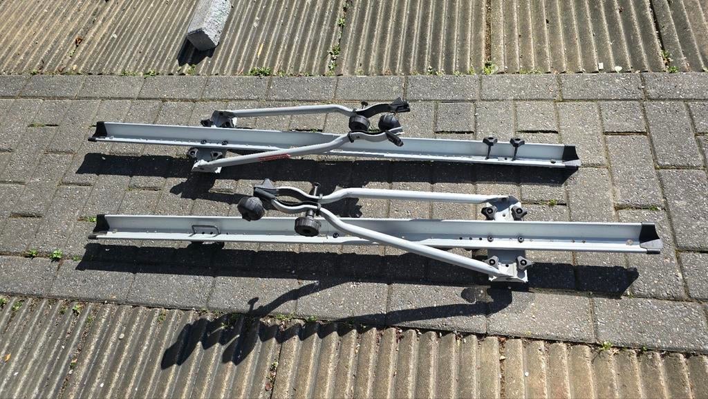Porte vélo, Autos : Divers, Porte-vélos, Enlèvement, 2 vélos, Utilisé, Galerie de toit