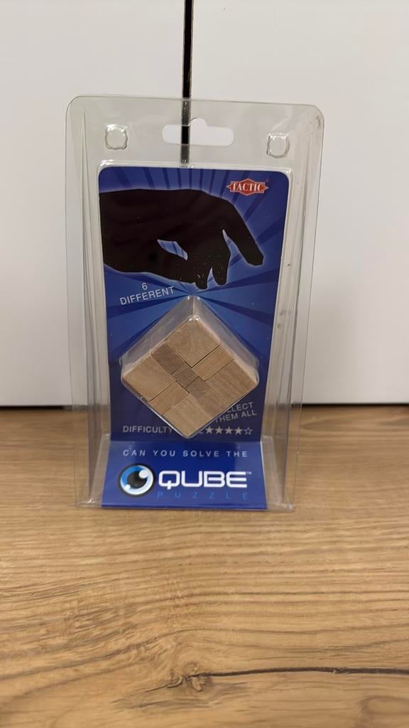 Qube puzzel, Hobby en Vrije tijd, Ophalen, Minder dan 500 stukjes, Nieuw, Rubik's of 3D-puzzel
