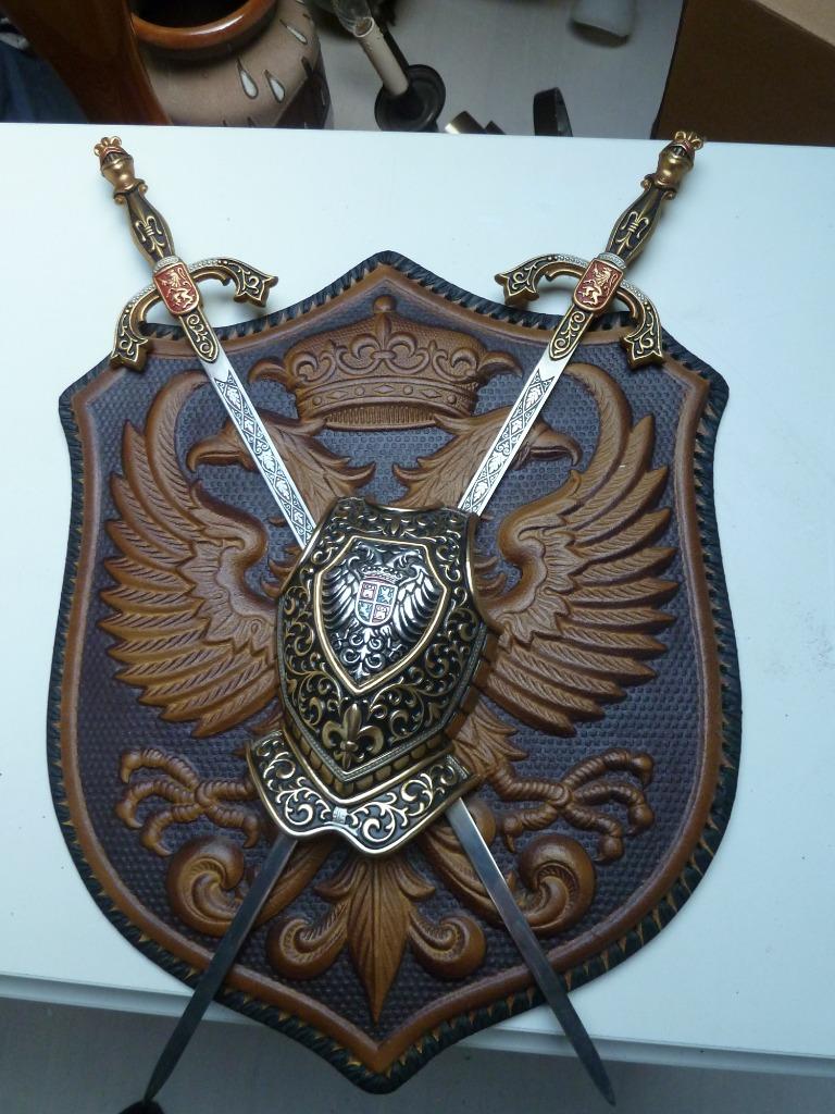 VINTAGE .... 2 Épées Croisées Bouclier * Aigle double tête, Enlèvement ou Envoi, Autres, Autres types