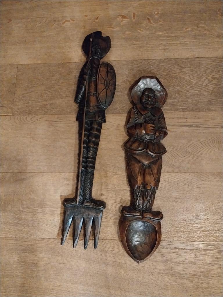 Houtsnijwerk, muurdecoratie figuren in hout, Antiek en Kunst, Ophalen of Verzenden