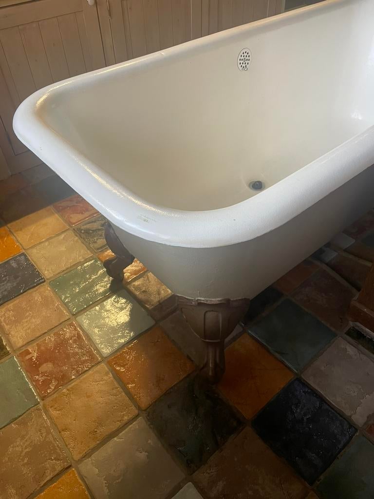 Gietijzeren bad met pootjes, Ophalen, Gebruikt