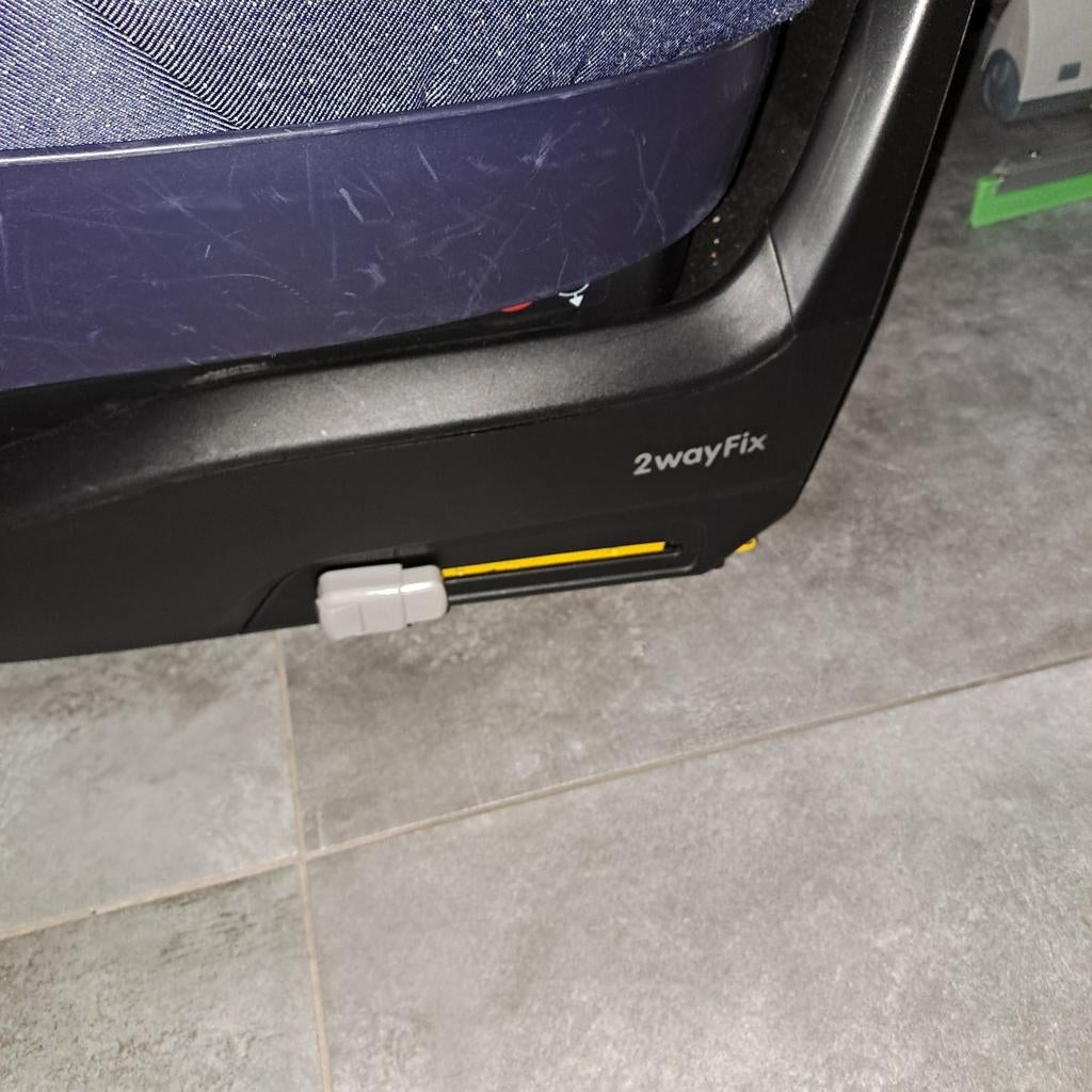 Autostoel + 2way fix, Auto-onderdelen, Ophalen