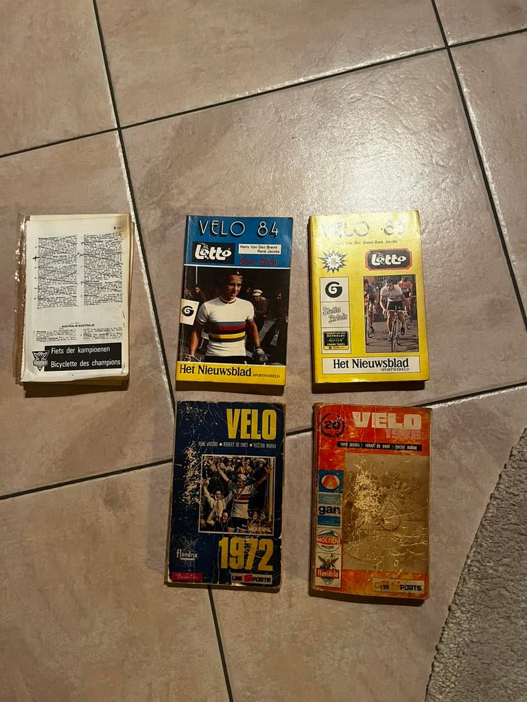 Lot de livres « Velo »résultats des courses des années 70-80, Enlèvement ou Envoi, Utilisé, Autres types