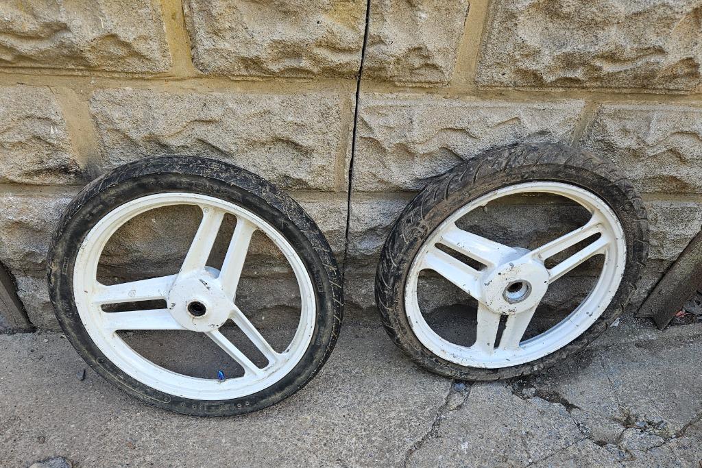 Honda wallaroo-velgen, Fietsen en Brommers, Ophalen of Verzenden, Gebruikt, Honda