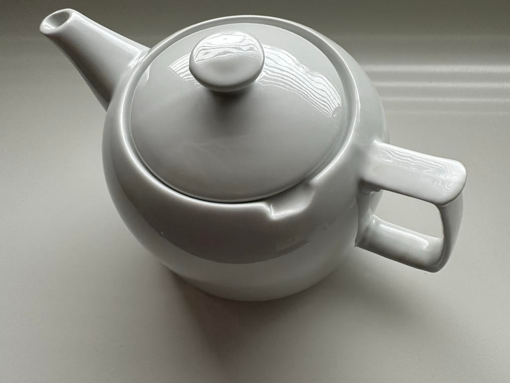 Witte theepot Ikea, Ophalen, Zo goed als nieuw