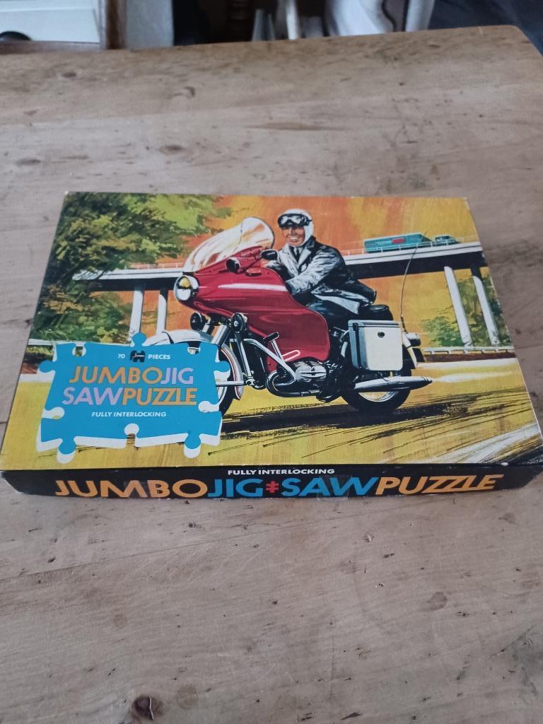 Oude JUMBO puzzel 70 stukken   man op motor, Kinderen en Baby's, Ophalen of Verzenden