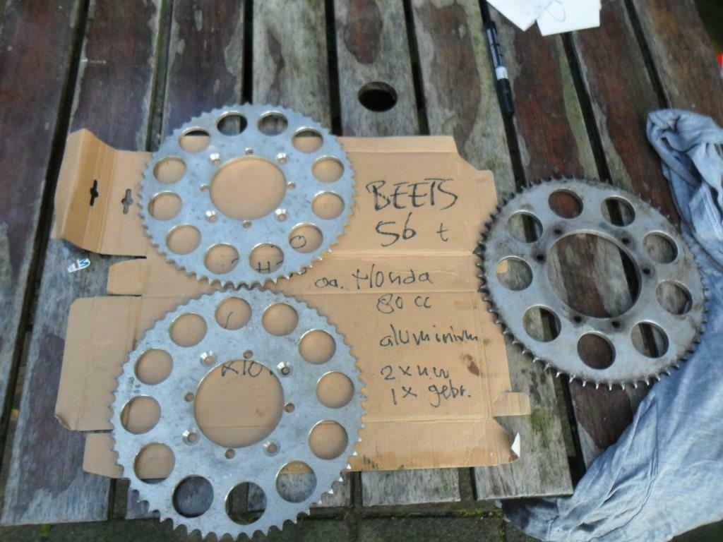 Nieuwe aluminium tandwielen, Beets 56, oa voor Honda 80 cc, Enlèvement ou Envoi, Neuf