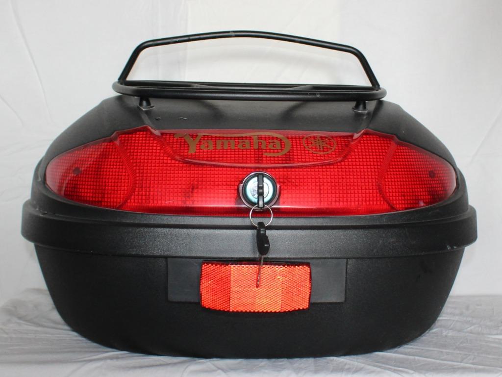 Topkoffer voor 2 helmen, Motoren, Ophalen, Gebruikt