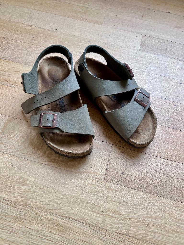 Birckenstock sandalen kind maat 35, Ophalen