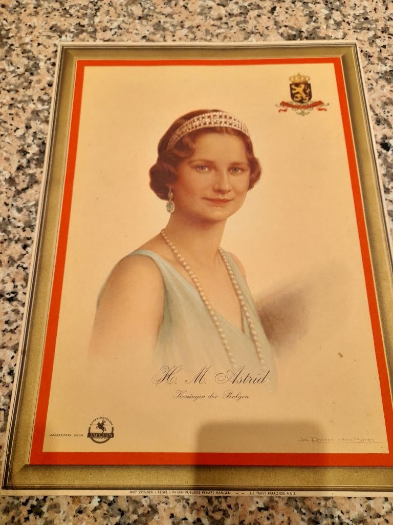 3 Statieportretten Belgisch koningshuis, Verzamelen, Ophalen of Verzenden, Gebruikt, Kaart, Foto of Prent