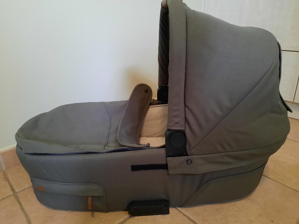 Mutsy Nio 3-in-1 buggy, Tige de poussée réglable, Poussette combi, Enlèvement, Utilisé