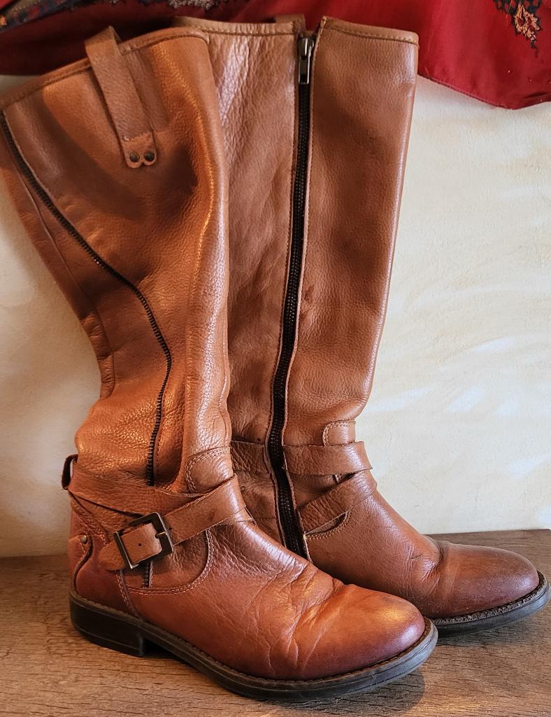 YKK Bottes hautes fourrées, talons plats, cuir P37 H: 42cm, Enlèvement ou Envoi, Brun, Porté, Bottes hautes