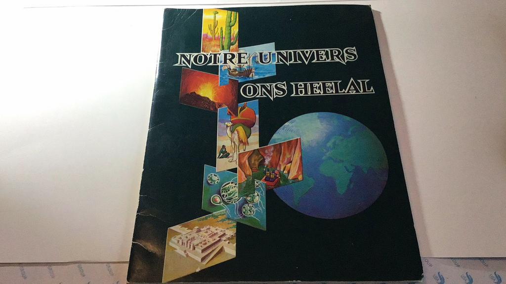 Notre univers (+), Enlèvement ou Envoi, Utilisé, Livre d'images