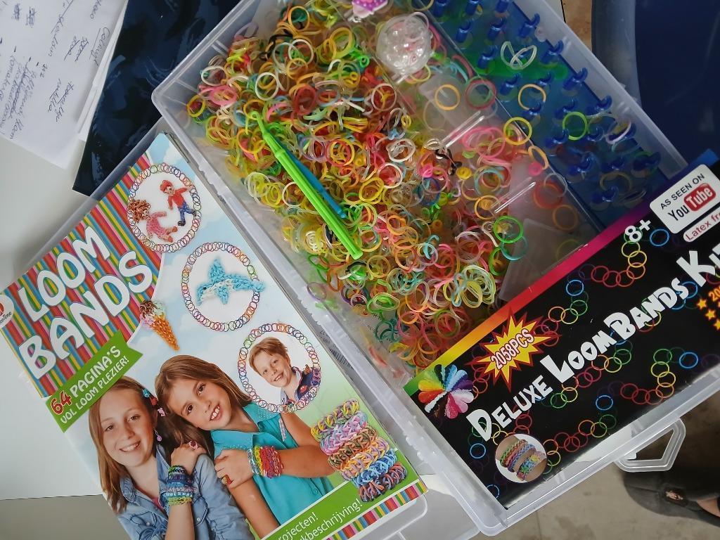 Deluxe Loom Bands Kit + instructieboek, Enlèvement, Utilisé