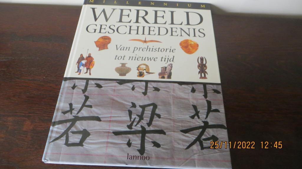 Van Prehistorie tot Nieuwe Tijd een Lannoo uitgave, Lannoo uitgave, Overige gebieden, Nieuw, Ophalen of Verzenden