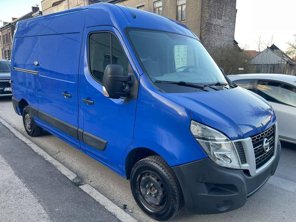 Nissan Nv400 2.3 dCi//2015//135.000km//Airco//, Auto's, Bestelwagens en Lichte vracht, Voorwielaandrijving, Euro 5, Stof, Zwart