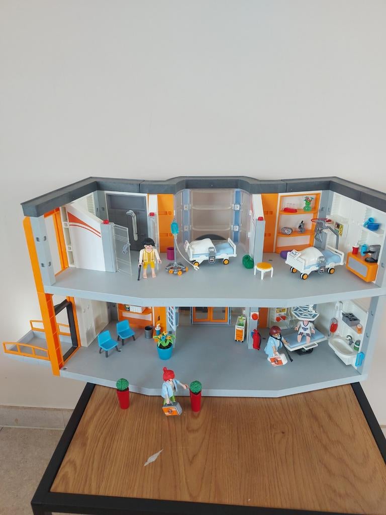 Playmobil 70190 City Life Groot ziekenhuis met inrichting, Ophalen of Verzenden