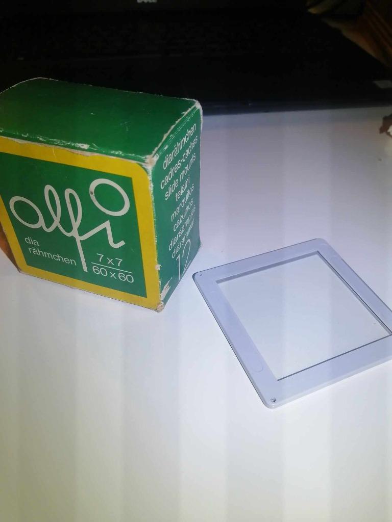 VINTAGE ALFI - emballage d'origine 7X7 60X60, Collections, Appareils photo & Matériel cinématographique, Enlèvement ou Envoi, 1960 à 1980