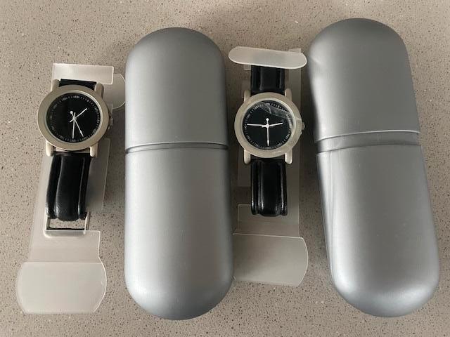Heren polshorloges zwart 2stuks NIEUW, Handtassen en Accessoires, Ophalen of Verzenden, Nieuw, Overige materialen, Polshorloge