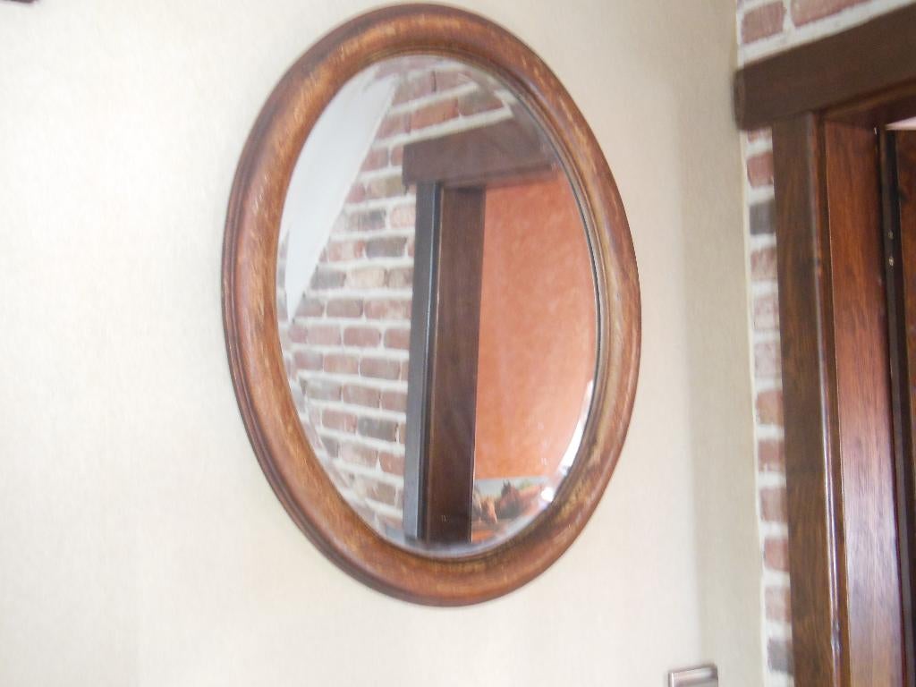 vintage ovalen spiegel in houten kader, Ophalen of Verzenden