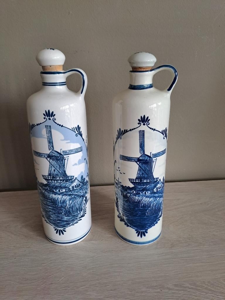 2 Vintage Bleu Delfts Jenever Flessen, Antiek en Kunst, Ophalen