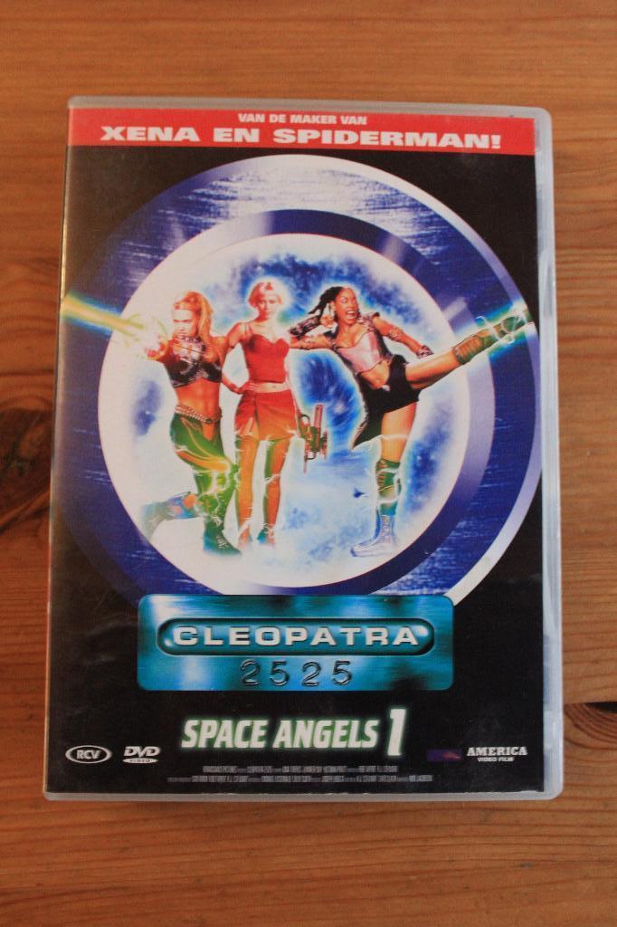 Cleopatra 2525                 seizoen 1, Cd's en Dvd's, Dvd's | Tv en Series, Vanaf 6 jaar, Ophalen of Verzenden, Zo goed als nieuw