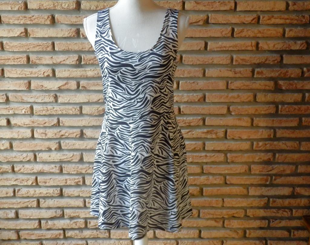 (90)- robe femme t.40 noire et blanc, Taille 38/40 (M), Enlèvement ou Envoi, Comme neuf, Longueur genou
