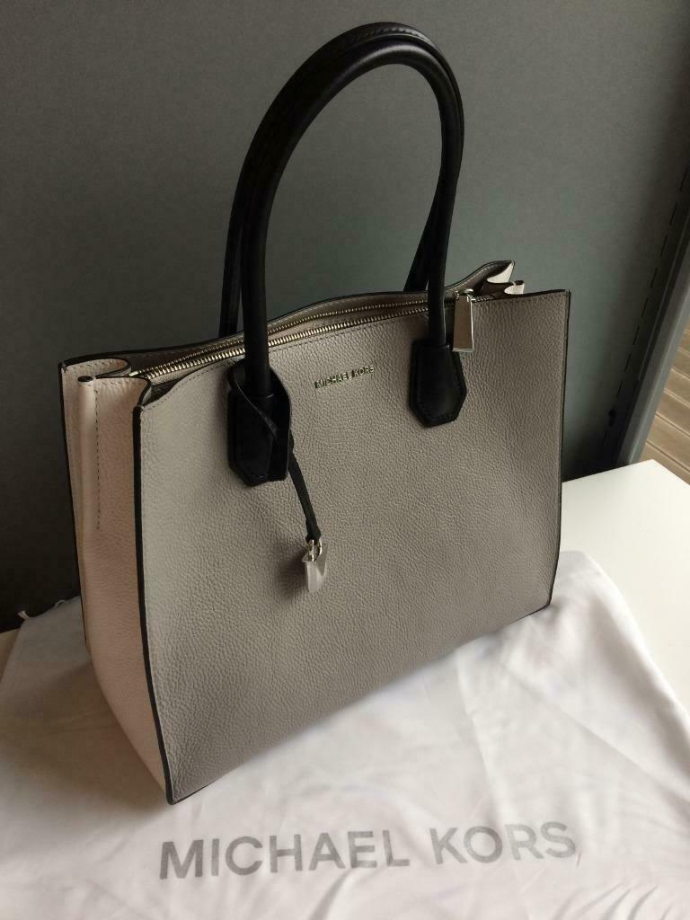 sac en cuir Michael Kors NEUF, modèle Mercer, valeur 375 €, Enlèvement, Neuf